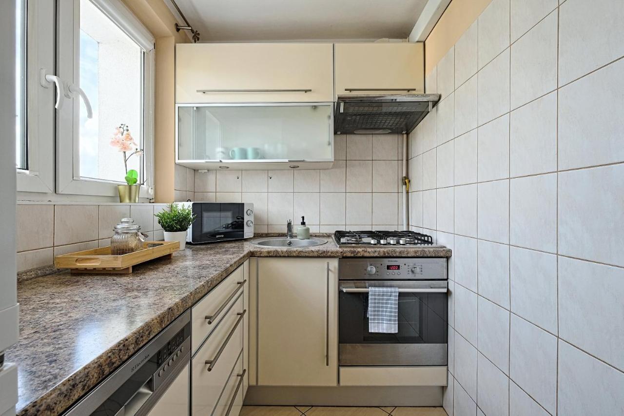 شقة 2Br Apt Balcony Tamka 17 Ac وارسو المظهر الخارجي الصورة